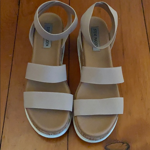 Steve Madden Sandals - Picture 2 of 3